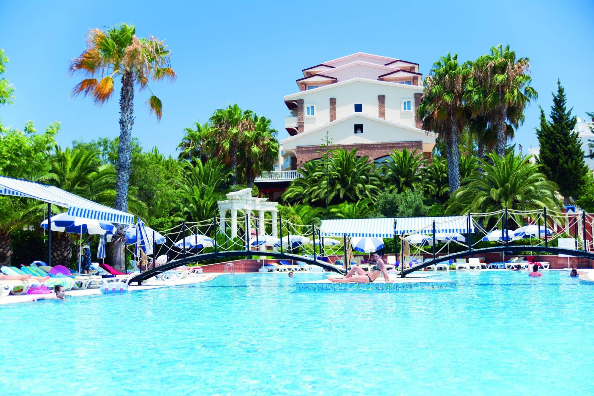 Thalia Beach Resort Hotel Ilica  外观 照片